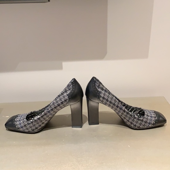 PRADA Herringbone tweed heels with leather toe - Picture 3 of 6